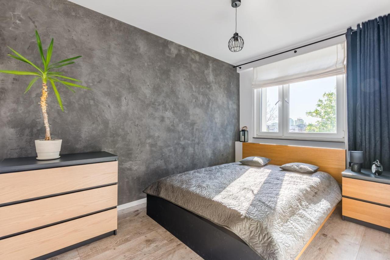 Mieszkanie Przy Kasztanie Blisko Plazy I Centrum Apartman Gdańsk Kültér fotó